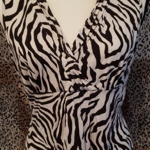 Sz LG Cable & gauge zebra print sleeveless top